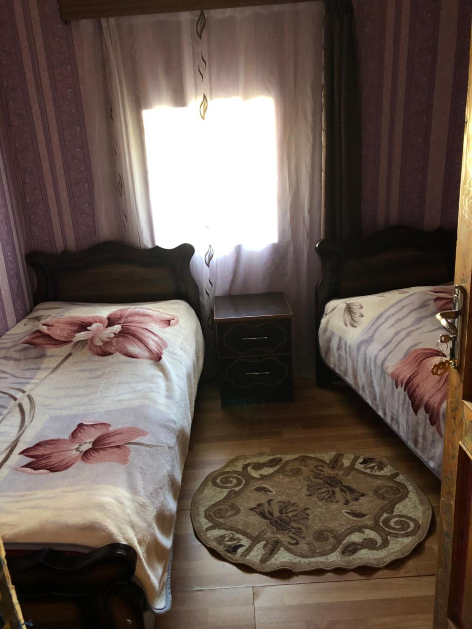 Old House Hotel Ушгули Екстериор снимка